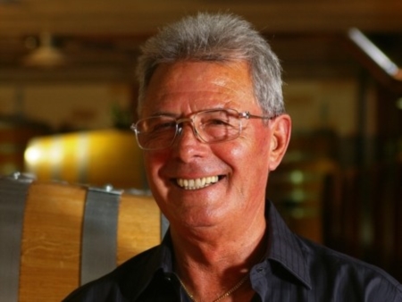 L'imprenditore Angelo Maci dona dieci ettari di terreno