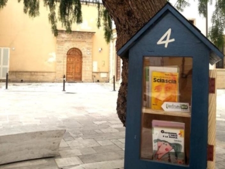 Mini biblioteche a cielo aperto per promuovere la cultura della lettura e del riuso del libro