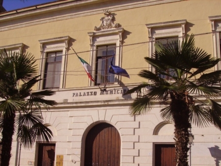 Bocciata la terza farmacia, 