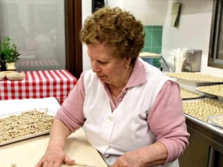 Premio Iolanda, annunciata la terna finalista del primo premio nazionale dedicato al miglior libro di cucina e di ricette