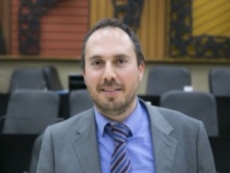 "Autobus sovraffollati e gli studenti rischiano di saltare le lezioni"