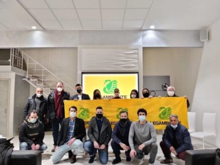  In campo per riqualificare Casalabate e contro l�abbandono dei rifiuti