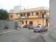 Semaforo rotto da due mesi, "Ma nessuno interviene"