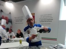Il gelato all’olio d’oliva salentino trionfa al Salone agroalimentare di Verona