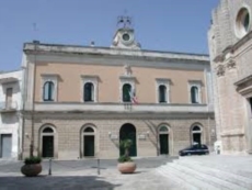 A Campi i giochi sono fatti, la sfida è tra Renis e Fina