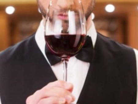 Al via i nuovi corsi per diventare esperti di vino firmati dall’Associazione italiana sommelier di Lecce