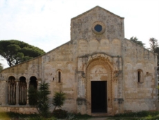 Giornate FAI all'aperto nel week end: l'Abbazia di Cerrate apre al pubblico l'oliveto sperimentale