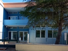 "Mi è stato impedito di salutare gli studenti", il parroco contro il preside a Salice